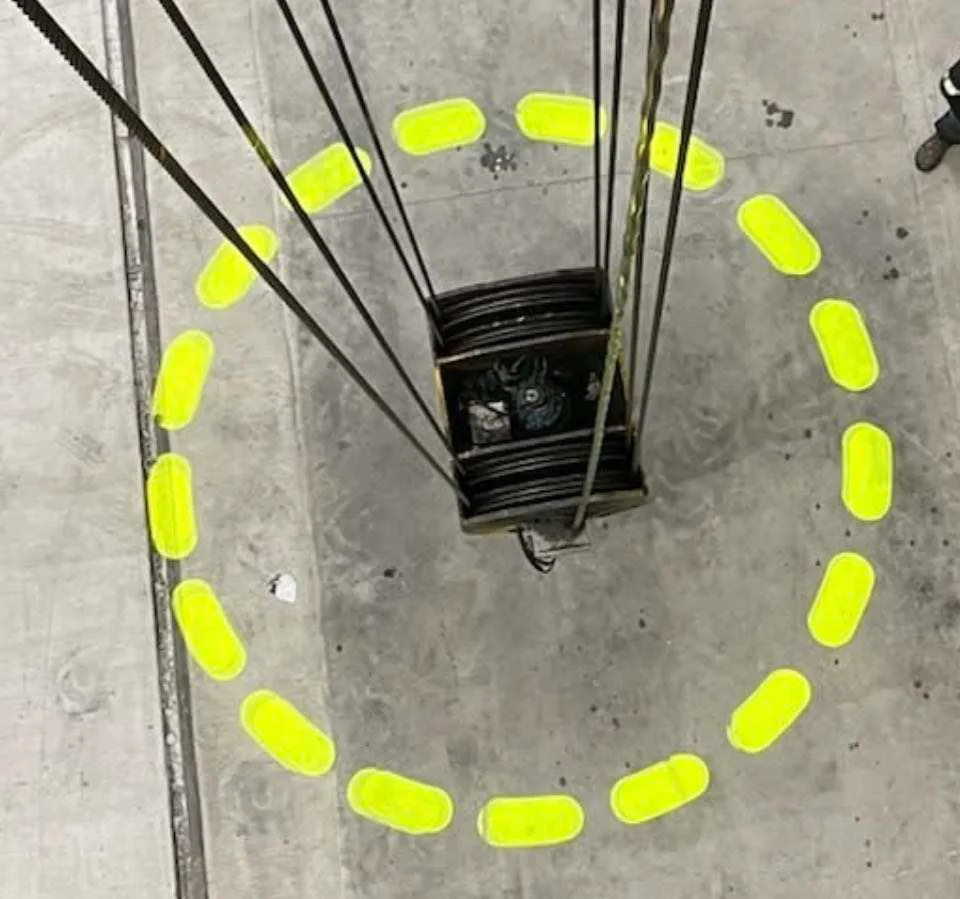 700W Industrial Safety Projection Light Creates Highly Visible Long-Distance Warning Zones